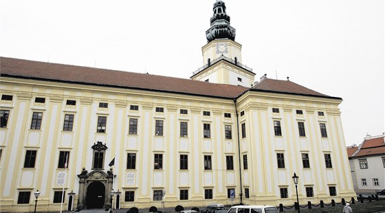 O Arcibiskupský zámek v Kromíi církev v rámci restitucí nakonec poádala.