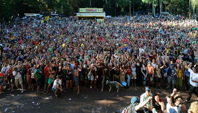 "Trutnovský kmen" p�i hromadném fotografování v roce 2011