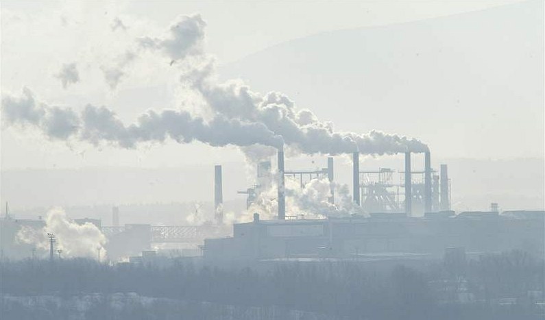 Informa�ní smog stojí i za sou�asnou finan�ní krizí, pí�e Ivan Jemelka.