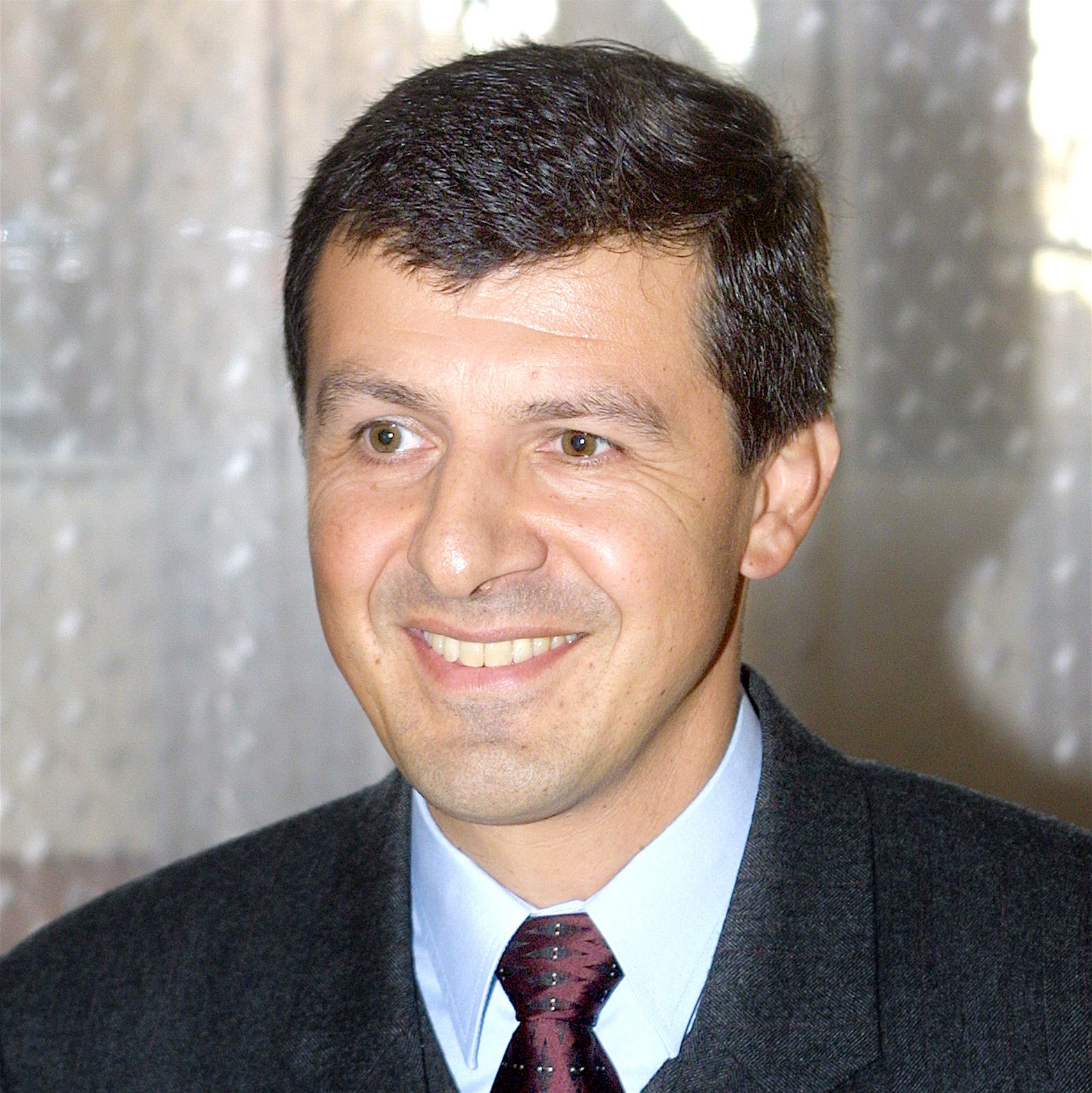 JB409674_gruss.jpg