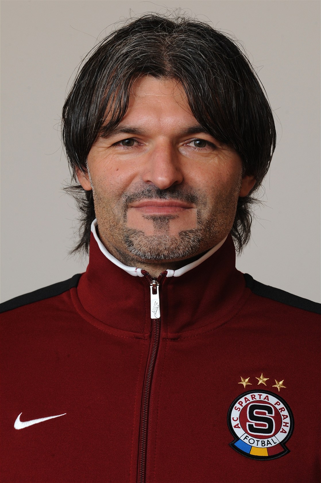 Pavel Srní�ek