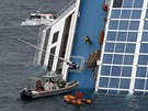 Záchranái na ztroskotané lodi Concordia musí mít i zkuenosti se slaováním