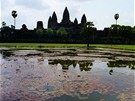 Trosky chrámového komplexu Angkor Vat v Kambodi 