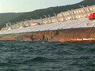 Luxusní výletní lo Costa Concordia ztroskotala na mlin u italského pobeí.