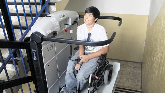 Martin se díky ploin dostane vude.