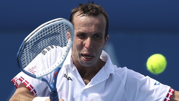 Radek tpnek zdolal v 1.kole turnaje v Sydney belgickho tenistu Xaviera Malisse ve tech setech.

