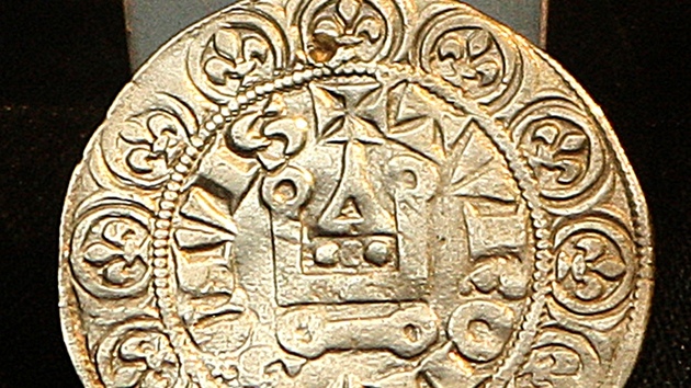 Na výstav ve Zbirohu je k vidní i tato stíbrná mince Filipa Sliného. 