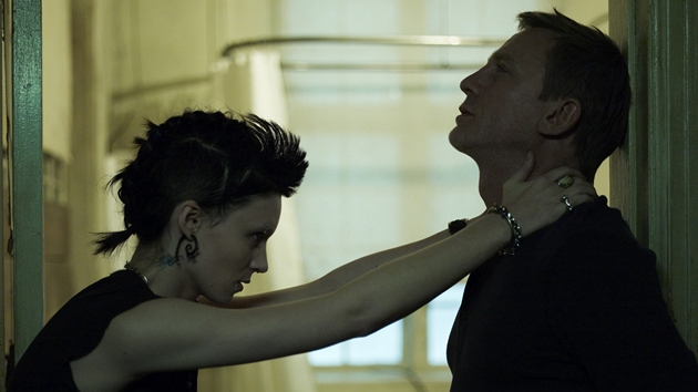 Daniel Craig a Rooney Mara ve filmu Mui, kte nenvid eny