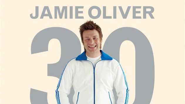 Jamie Oliver pi píprav kuete s omákou Piri Piri. Okoukejte od populárního kuchae jeho triky.
