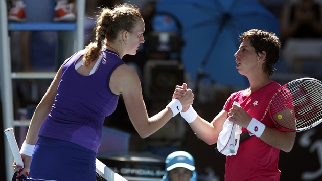 DOBRÝ ZÁPAS. Petra Kvitová a Carla Suárezová ve druhém kole Australian Open. 