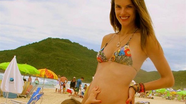 Alessandra Ambrosio a její dcera Anja