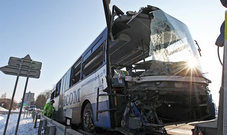 Na kiovatce blzko silninho tunelu pi vjezdu z Jihlavy na Pelhimov se