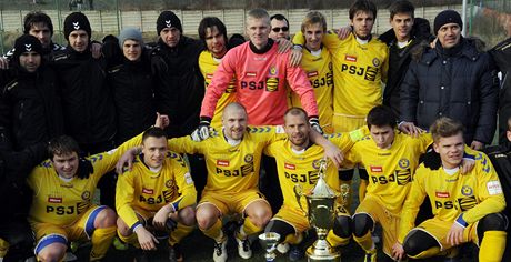 Loni slavili prvenství v Tipsport lize fotbalisté Jihlavy.
