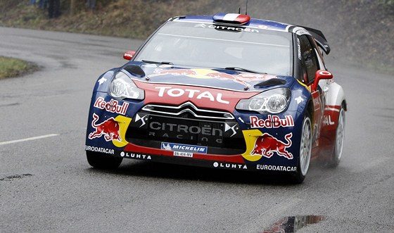 Sébastien Loeb pi tetí etap Rallye Monte Carlo.