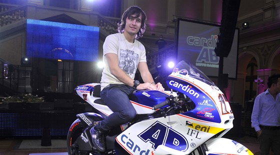 Karel Abraham s novým motocyklem, se kterým vyrazí do mistrovství svta.