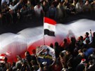 Egypané si na námstí Tahrír pipomnli první výroí egyptské revoluce (25.