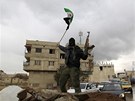 Zbh ze syrské armády ve mst Sakbá (25. ledna 2012)