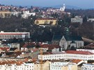 NEJVYÍ Z BRNA. Pohled z mrakodrapu Tower B k Mendlovu námstí, na horizontu