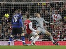 GÓLOVÝ OKAMIK. Antonio Valencia stílí první gól Manchesteru United na hiti