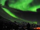 Polární záe z 24. ledna nad Tromso na severu Norska