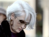 Meryl Streepov v roli fredaktorky mdnho magaznu ve filmu bel nos Pradu...