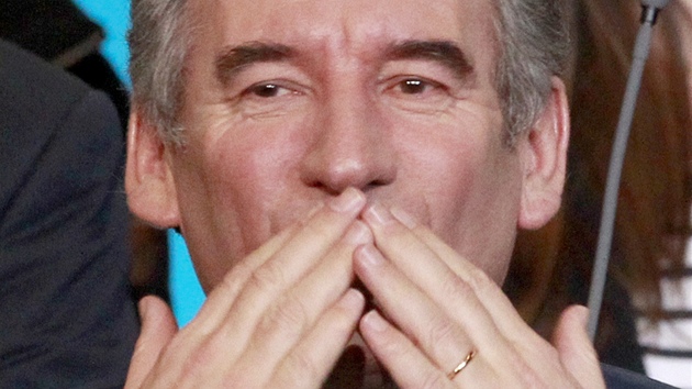 Francois Bayrou, francouzský prezidentský kandidát strany MoDem pi politickém