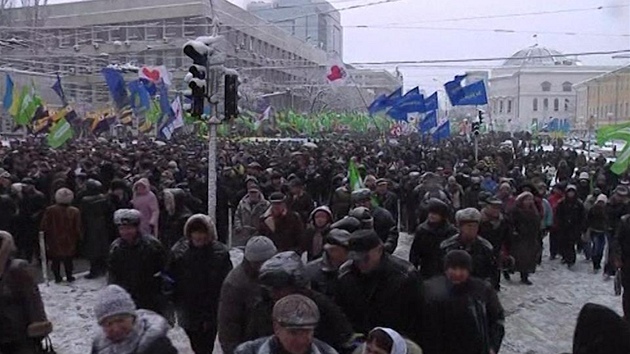 Desetitisce Ukrajinc protestovalo za proputn Tymoenkov