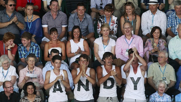 FANOUCI. Andy Murray ml v hlediti spoustu píznivc.