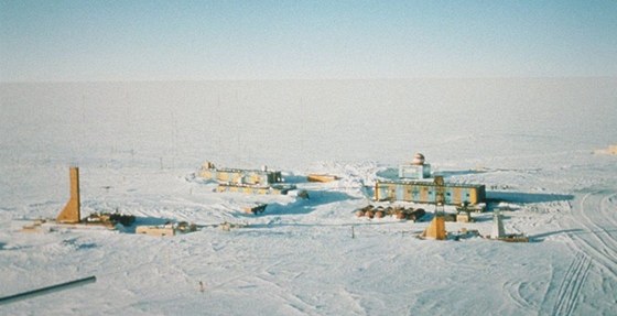Na ruské výzkumné polární stanici Vostok ve východní Antarktid poblí jiního...