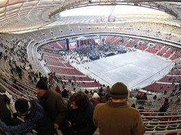 KONCERT NA ÚVOD. Stadion neotevel fotbalový zápas, nýbr ptihodinový koncert....