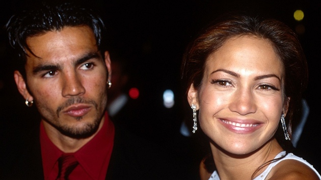 Jennifer Lopezová a její první manžel Ojani Noa (1997)