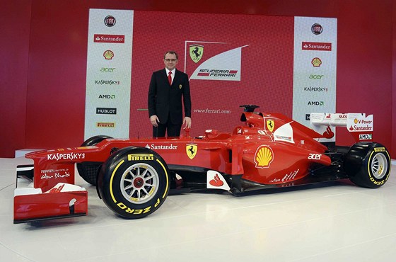 Stefano Domenicali ve stáji Ferrari skonil.