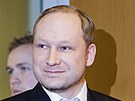Anders Behring Breivik u soudu, který rozhoduje o jeho prodlouení vazby (6.