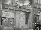 Bio Emausy po únorovém bombardování 1945 (z knihy Zaniklý svt stíbrných