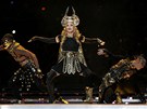 Madonna pi vystoupení o pestávce Super Bowlu