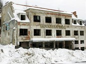Hornick dm v Jchymov chce radnice koupit v drab a zbourat.