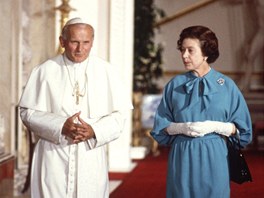 Historické setkání hlav církví. V roce 1982 se Albta II. setkala s papeem...