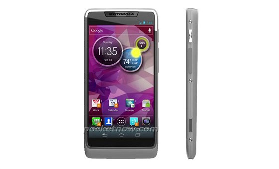 Smartphone Motorola s procesorem Intel Medfield