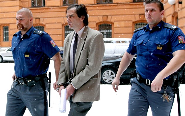 Krajský soud v Brn 15. února 2012 zahájil líení s bývalým manelem zavradní...