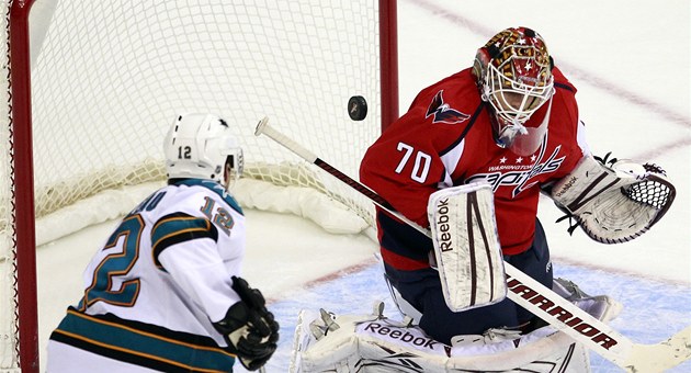 Washingtonský gólman Braden Holtby, který tentokrát dostal p�ednost p�ed