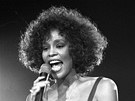 Whitney Houston bhem koncertu v londýnském Wembley v roce 1988