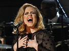 Grammy 2012 - Adele s písní Rolling In The Deep (Los Angeles, 12. února 2012)