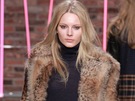 Zimní kolekce DKNY ukázala mladistvou ik eleganci, ke které patí nejen umlé...