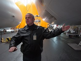 Gnther Hans-Friedrich, pilot novch vzducholod Zeppelin NT