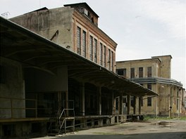 Většina budov v areálu MILO pocházela z dvacátých a třicátých let.