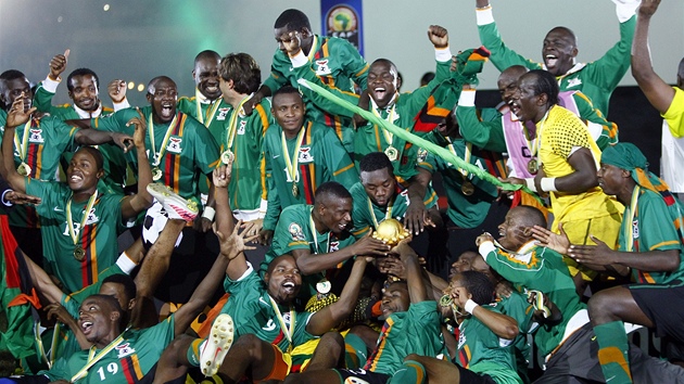 NOVÍ VLÁDCI AFRIKY. Tým Zambie se raduje poté, co ve finále Afrického poháru