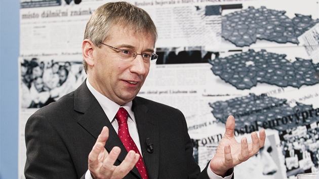 Jaromír Drábek rezignuje na post ministra práce a sociálních v�cí, pokud