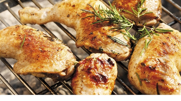 Když kuřecí maso dostatečně tepelně upravíte, nemáte se čeho obávat.