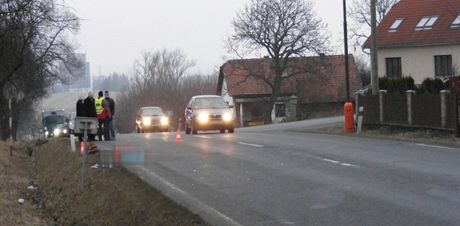 U kiovatky poblí obce Novosedly na Písecku srazila idika vozu Audi starí