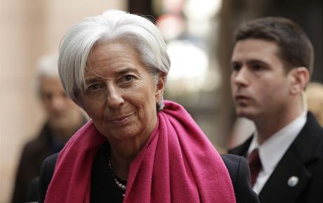 Christine Lagardeová, éfka MMF, pichází na jednání ministr eurozóny v Bruselu. Ministi mají schválit pjku pro ecko. (20. února 2012)